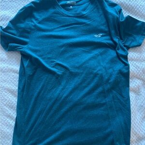 Hollister Men's Teal Short Sleeve Tee